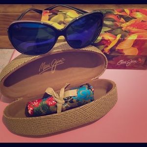 Brand new sunglasses